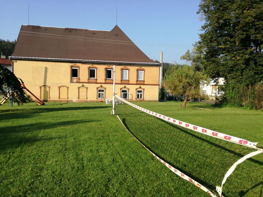 Penzion SKLAŘSKÁ HOSPODA Chřibská Exterior foto